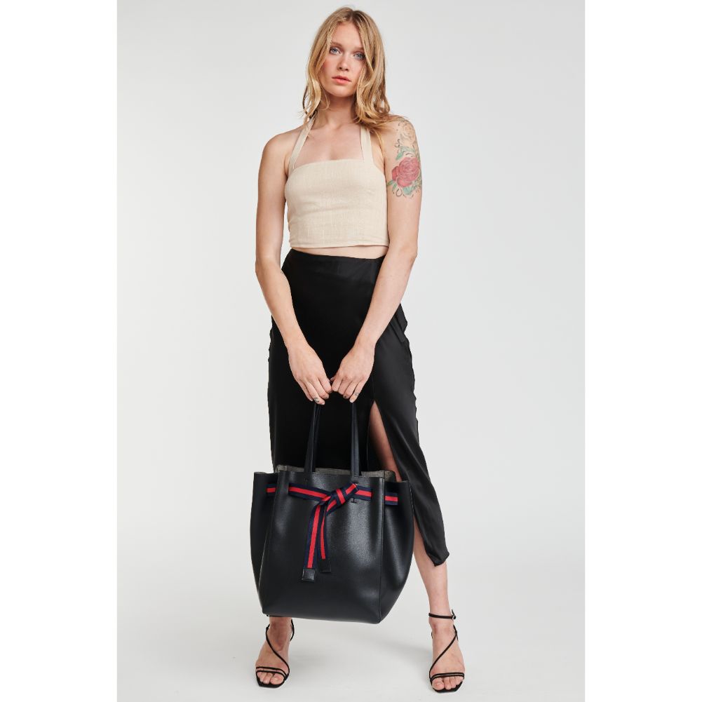 Woman wearing Black Moda Luxe Dutchess Tote 842017118787 View 3 | Black