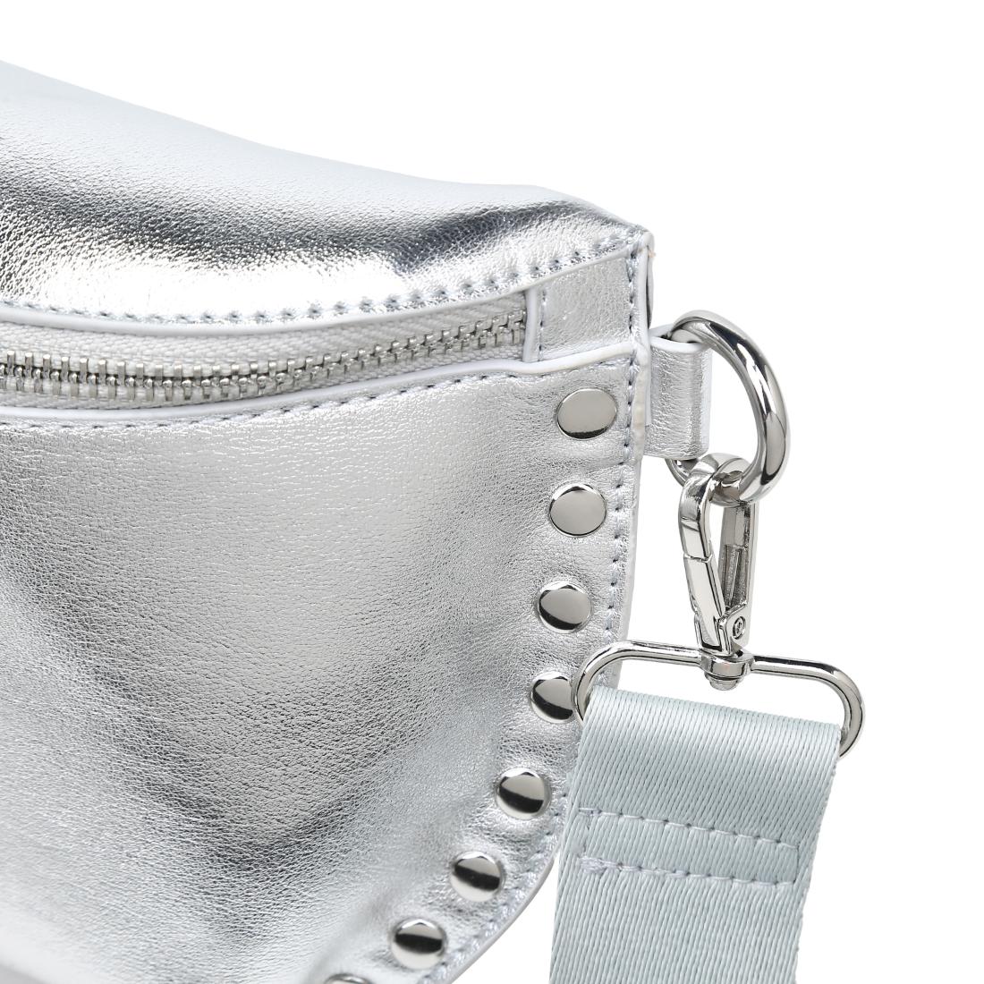 Moda Luxe Gizelle - Metallic Belt Bag 842017141488 View 8 | Silver