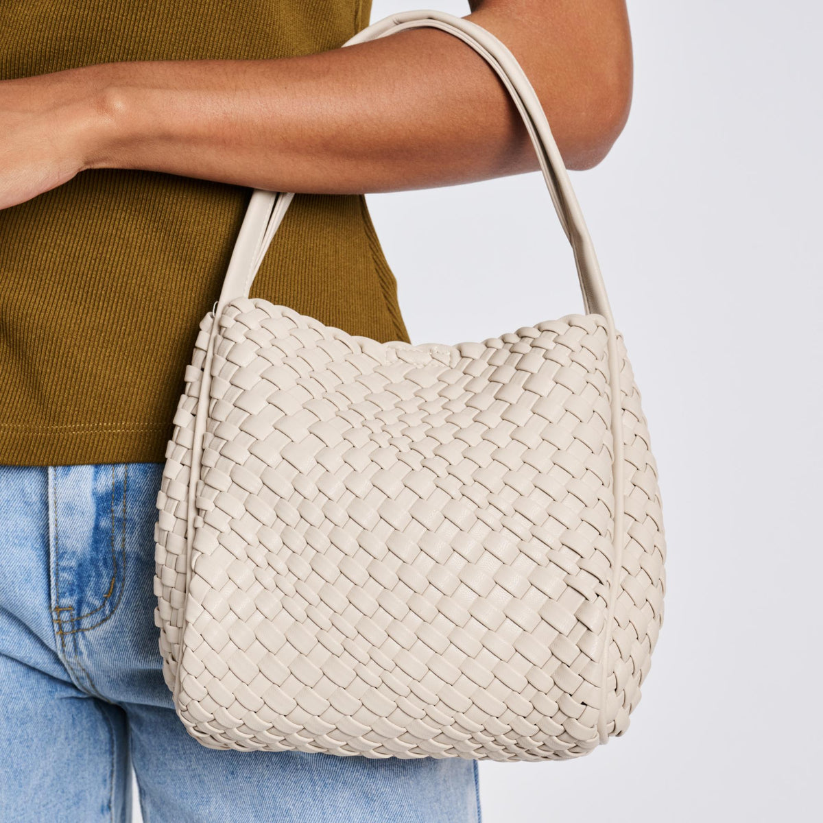 Woman wearing Ivory Moda Luxe Roxy Crossbody 842017136262 View 4 | Ivory