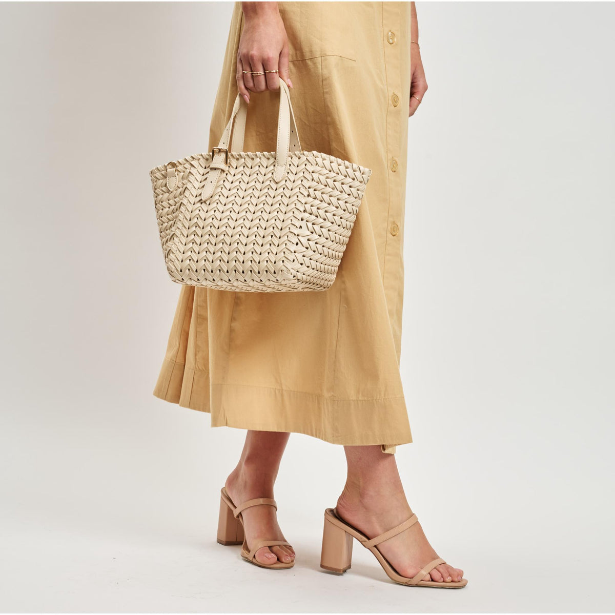 Woman wearing Oatmilk Moda Luxe Estelle Tote 842017137757 View 1 | Oatmilk