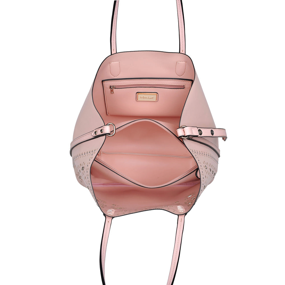 Woman wearing Ballerina Moda Luxe Canal Tote 842017113942 View 9 | Ballerina