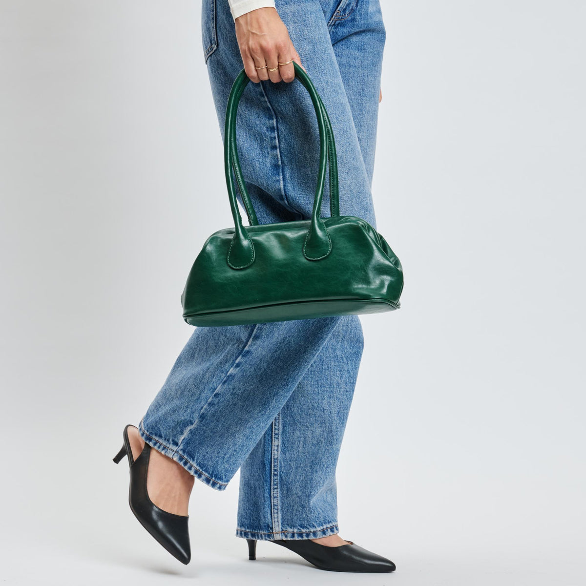 Woman wearing Emerald Moda Luxe Ninna Shoulder Bag 842017139560 View 3 | Emerald