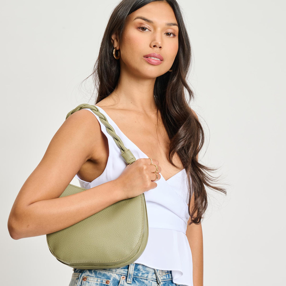 Woman wearing Sage Moda Luxe Glamique Crossbody 842017134862 View 3 | Sage