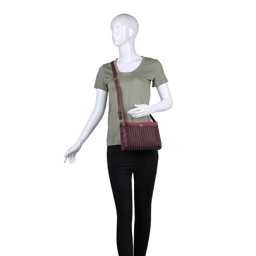 Product Image of Moda Luxe Hollie Crossbody 842017123408 View 5 | Burgundy