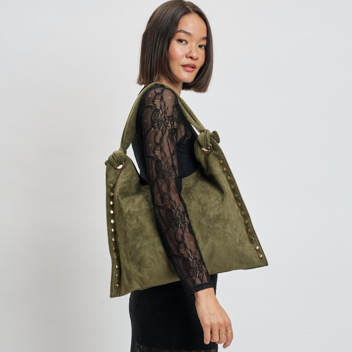 Woman wearing Olive Moda Luxe Meadow Hobo 842017139959 View 1 | Olive