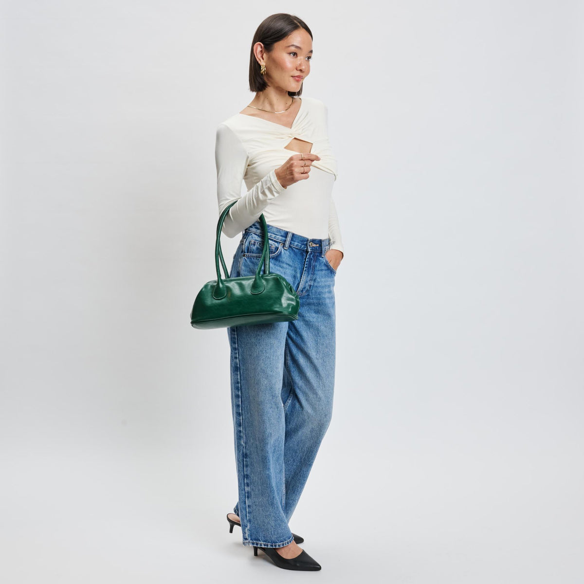 Woman wearing Emerald Moda Luxe Ninna Shoulder Bag 842017139560 View 2 | Emerald