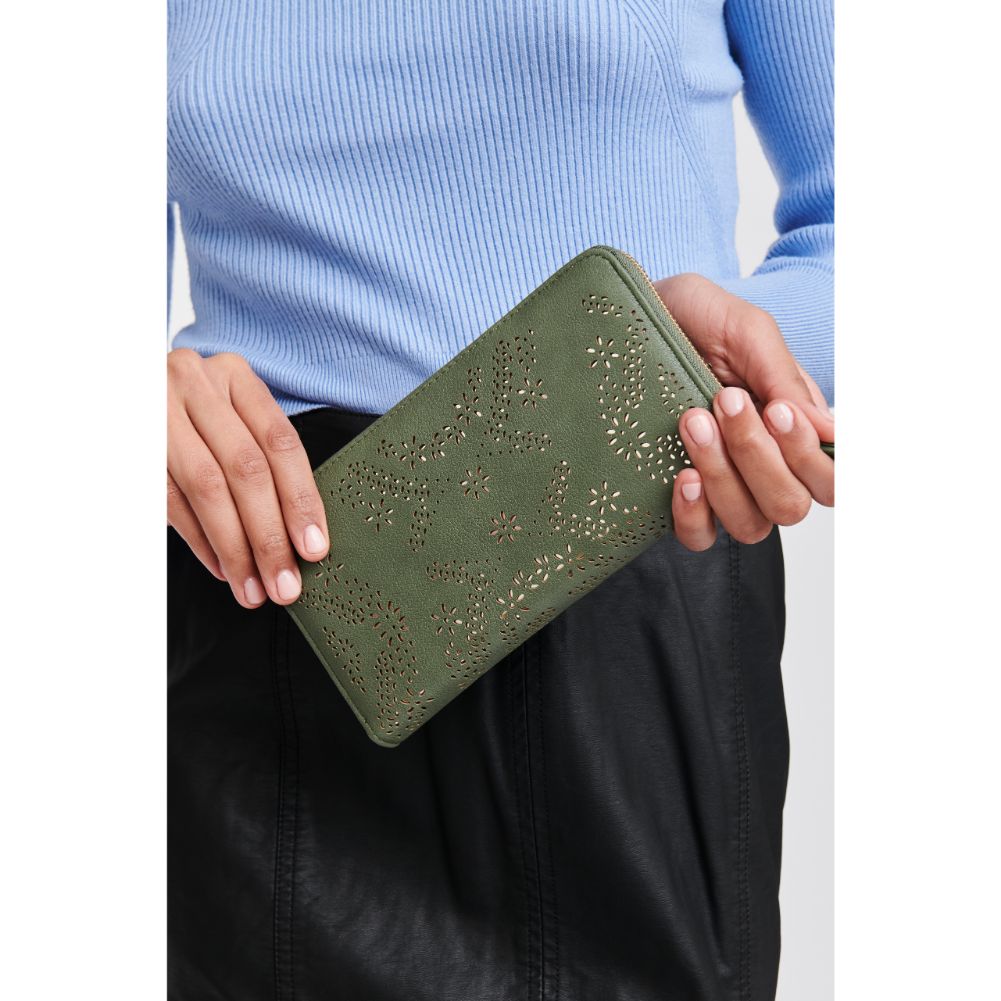 Woman wearing Olive Moda Luxe Soho Wallet 842017115281 View 2 | Olive