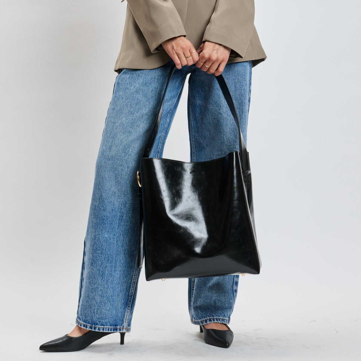 Woman wearing Black Moda Luxe Brooke Bucket 842017139515 View 3 | Black
