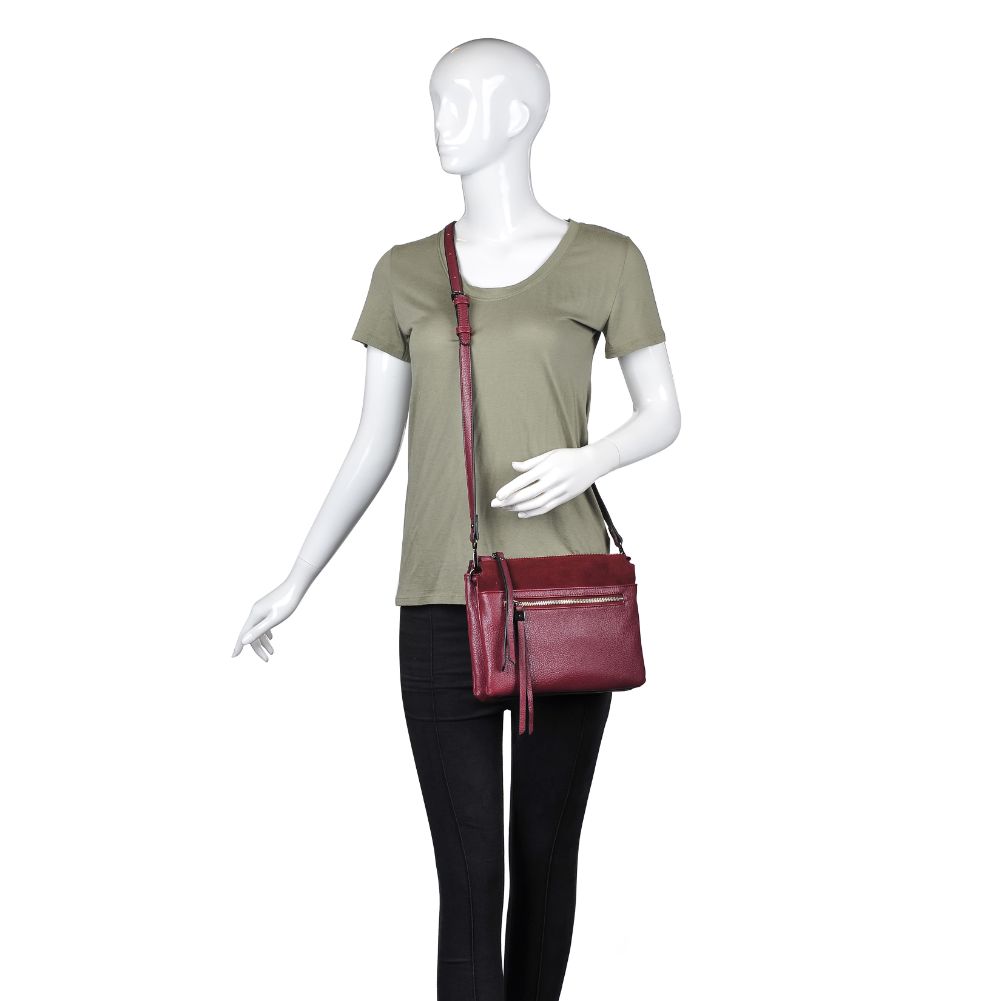 Product Image of Moda Luxe Lydia Crossbody 842017123255 View 5 | Wine