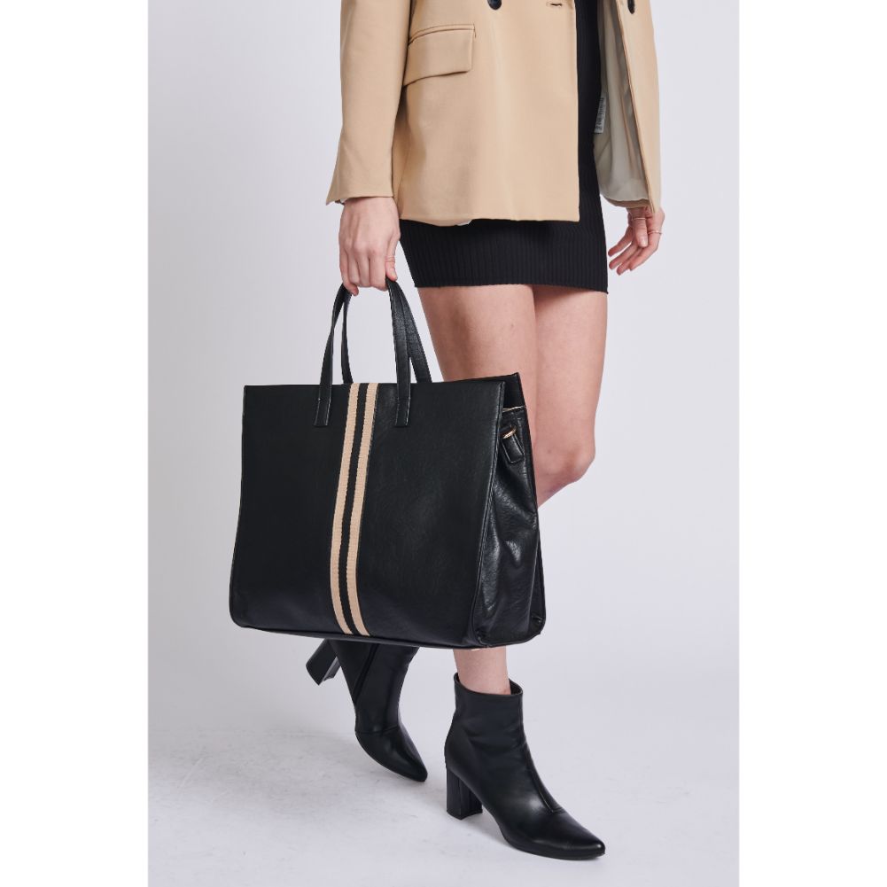Woman wearing Black Moda Luxe Julian Tote 842017117049 View 4 | Black