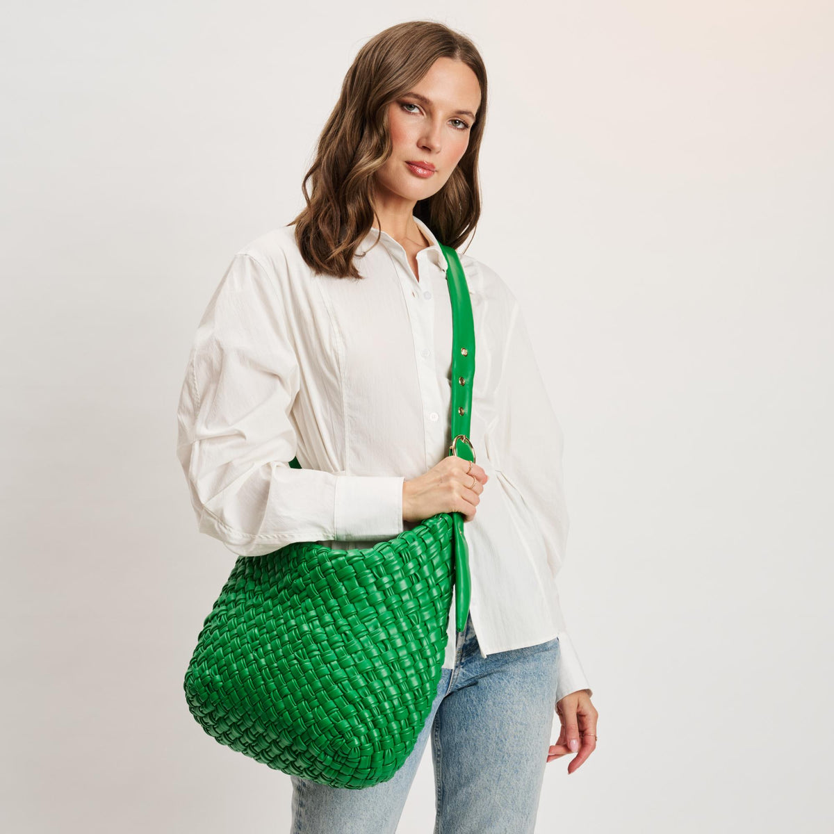 Woman wearing Kelly Green Moda Luxe Classica Crossbody 842017135500 View 4 | Kelly Green