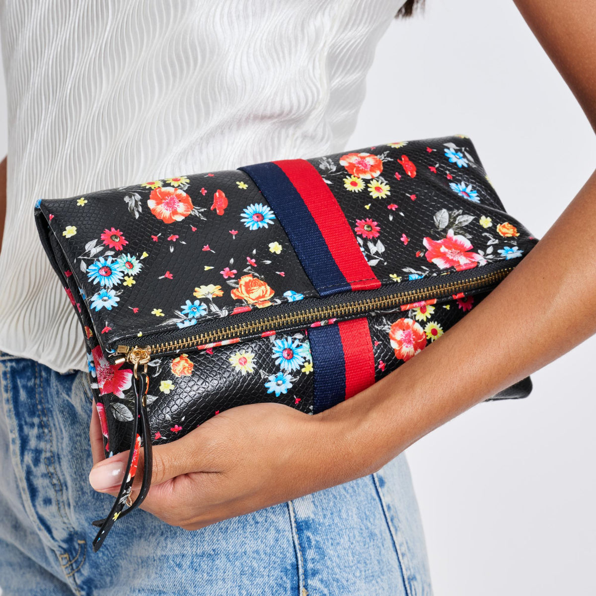 Woman wearing Black Sol and Selene Jules Print Clutch 842017119395 View 4 | Black
