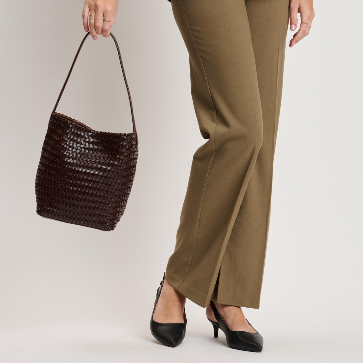 Woman wearing Espresso Moda Luxe Viva Tote 842017140917 View 2 | Espresso