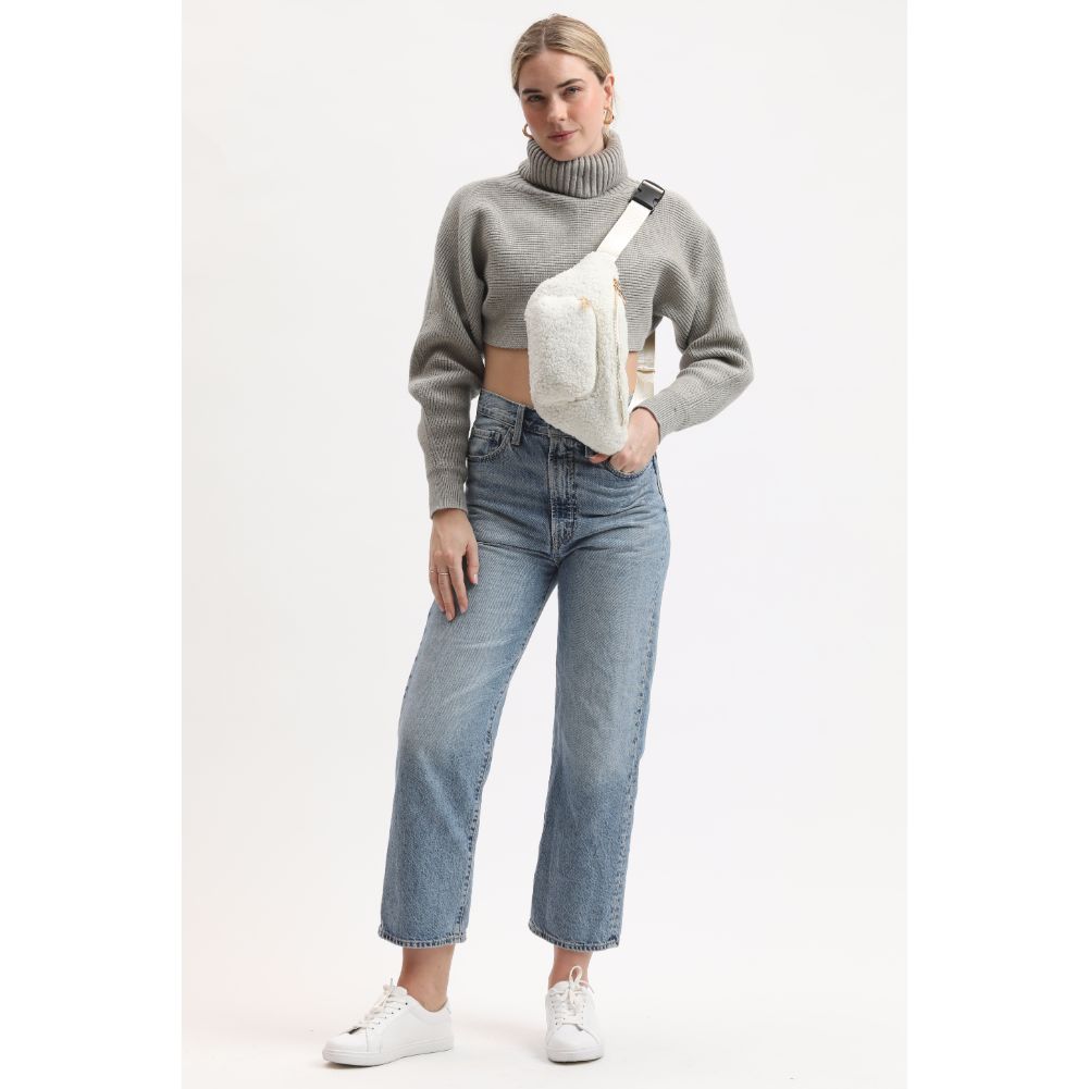 Woman wearing Ivory Moda Luxe Orson Belt Bag 842017134244 View 3 | Ivory