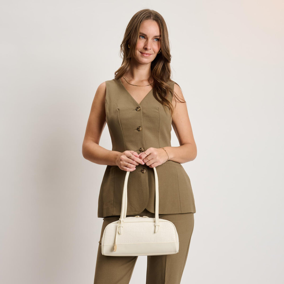 Woman wearing Ivory Moda Luxe Paloma - Croco Shoulder Bag 842017140436 View 3 | Ivory