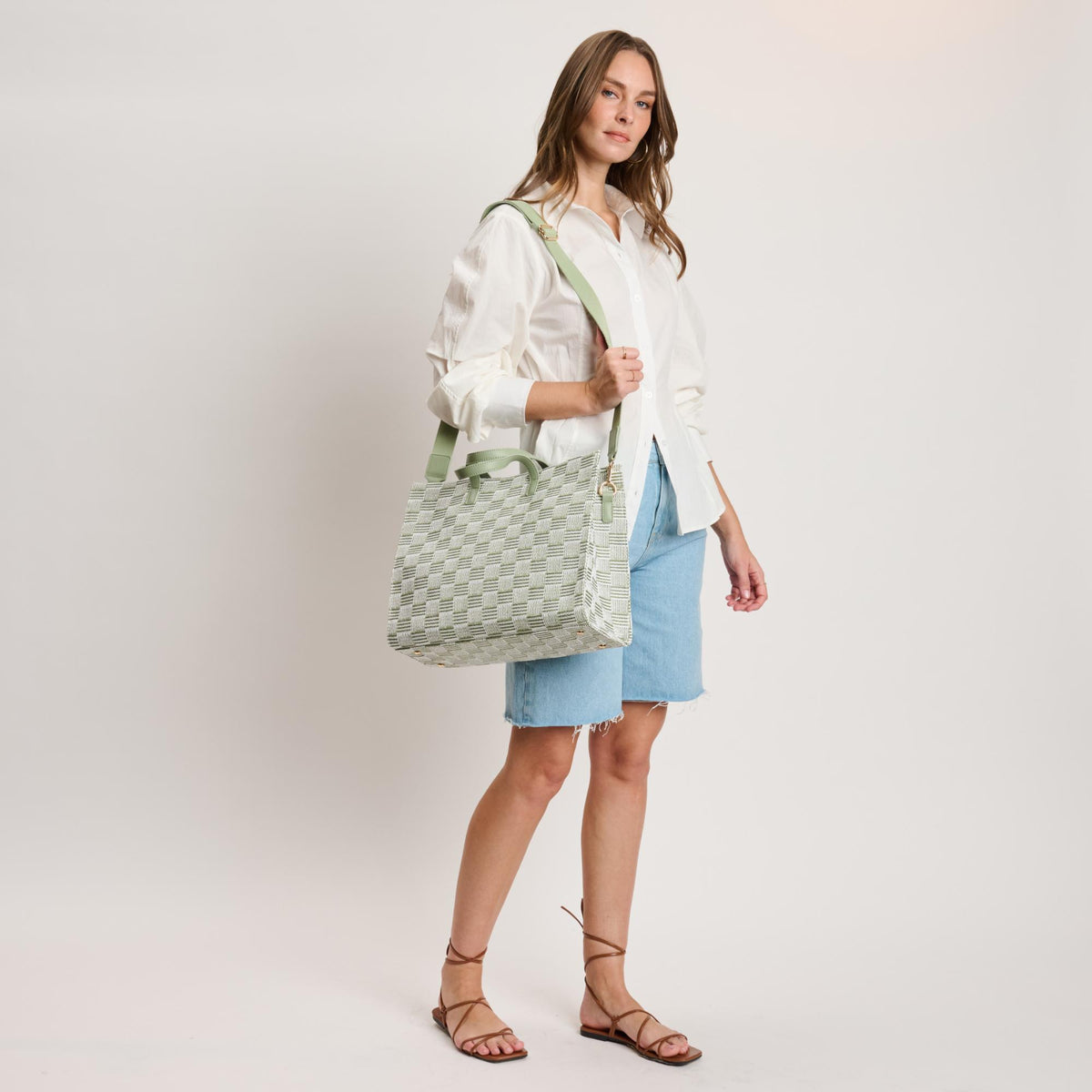 Woman wearing Sage Moda Luxe Camila Tote 842017140313 View 2 | Sage