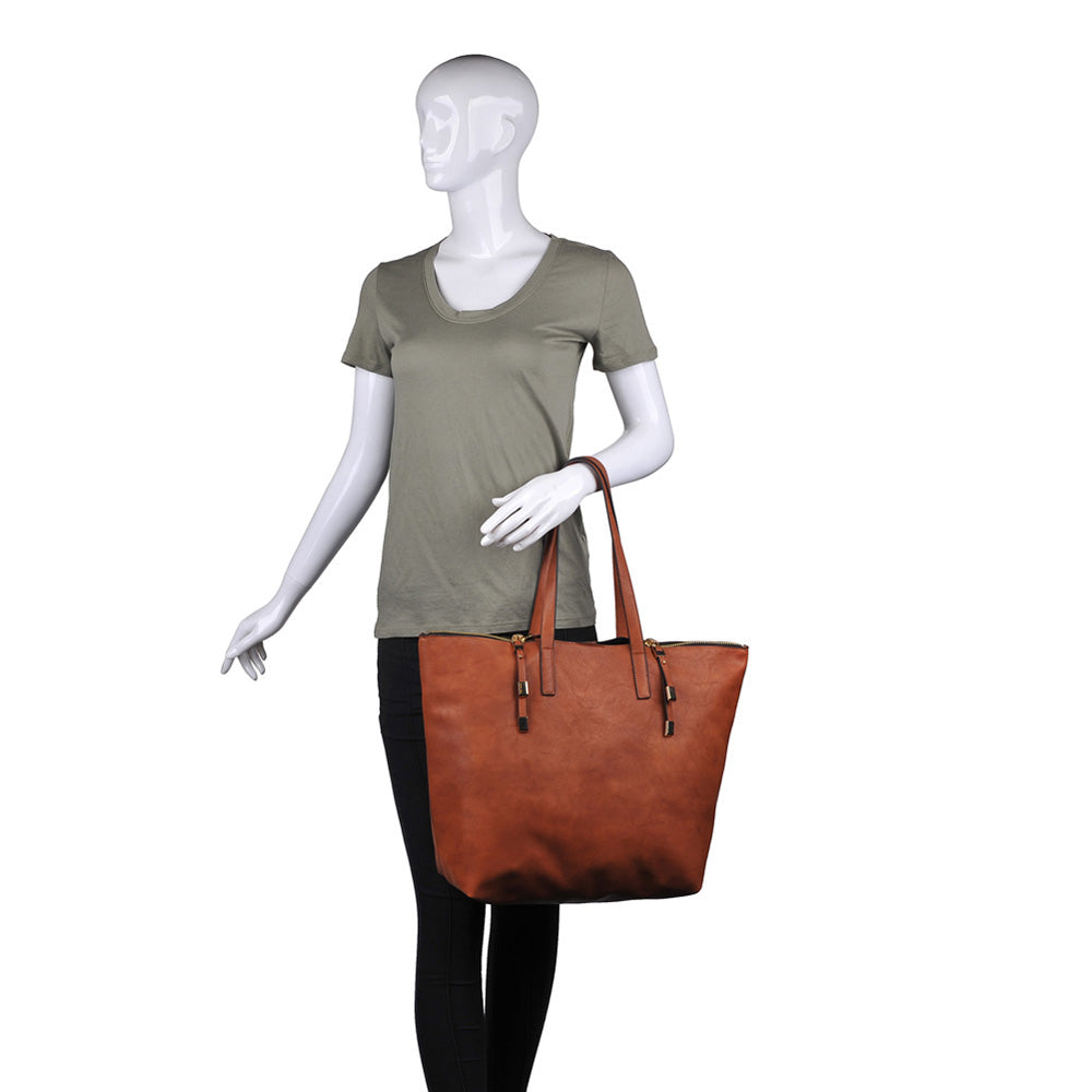 Product Image of Moda Luxe South Hampton Pebble Tote 842017117377 View 5 | Tan