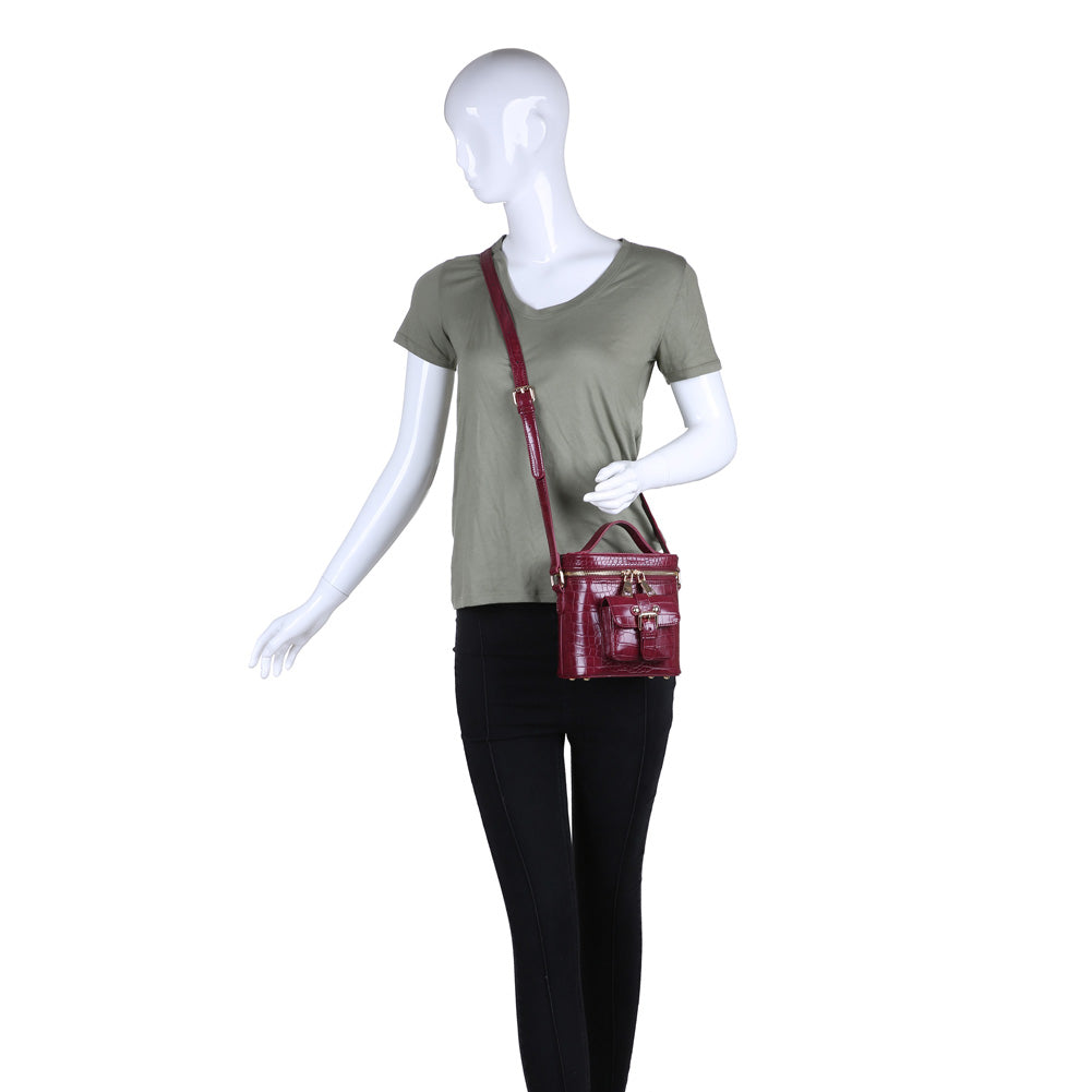 Product Image of Moda Luxe Voyage Croc Crossbody 842017115908 View 5 | Burgundy