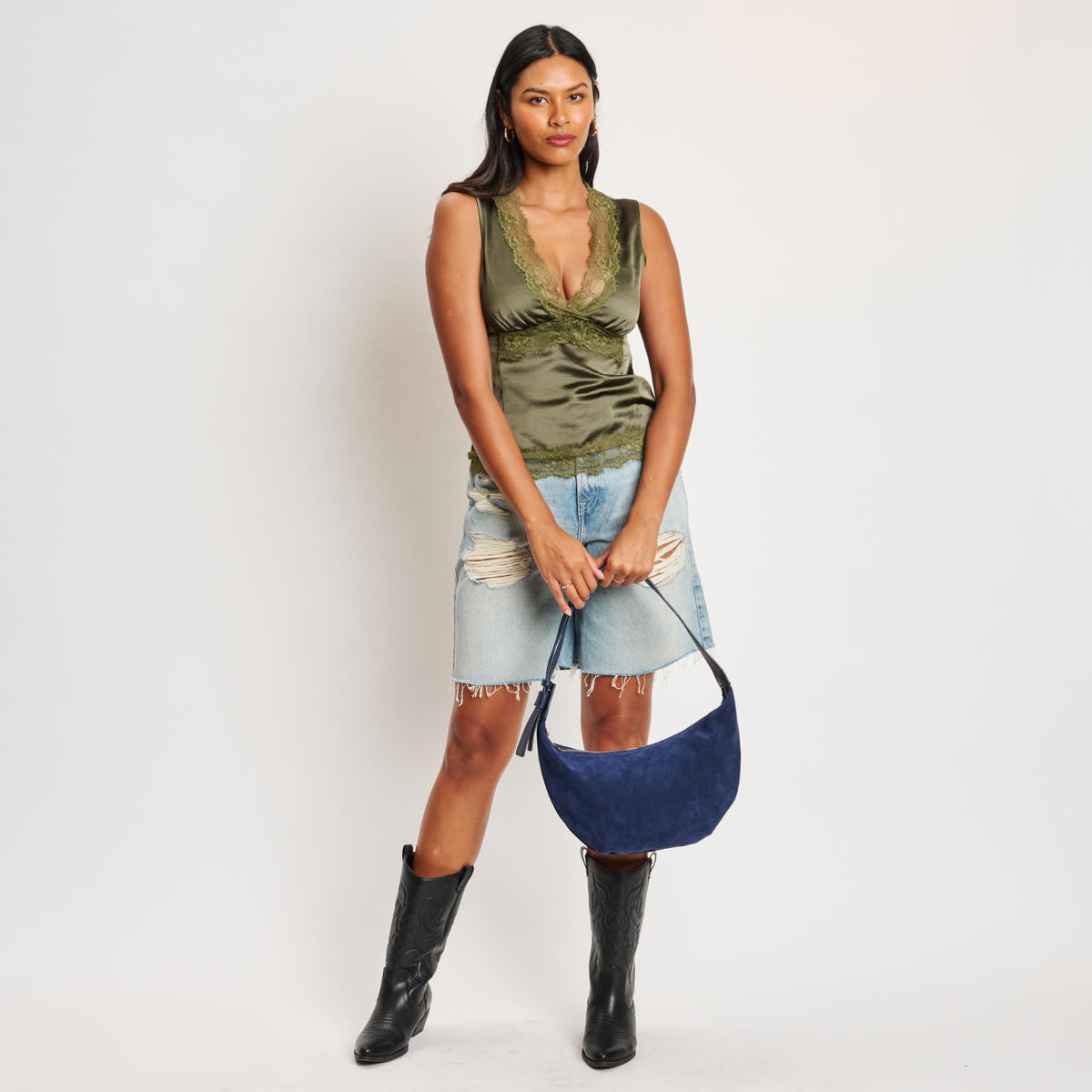 Woman wearing Midnight Moda Luxe Elodie Shoulder Bag 842017139027 View 4 | Midnight