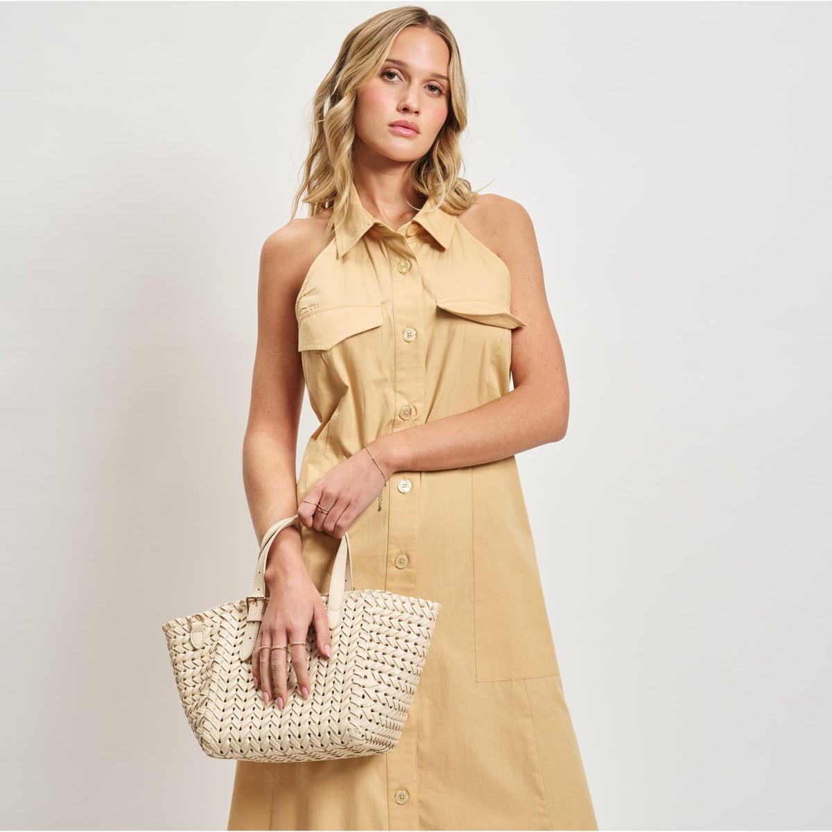 Woman wearing Oatmilk Moda Luxe Estelle Tote 842017137757 View 2 | Oatmilk