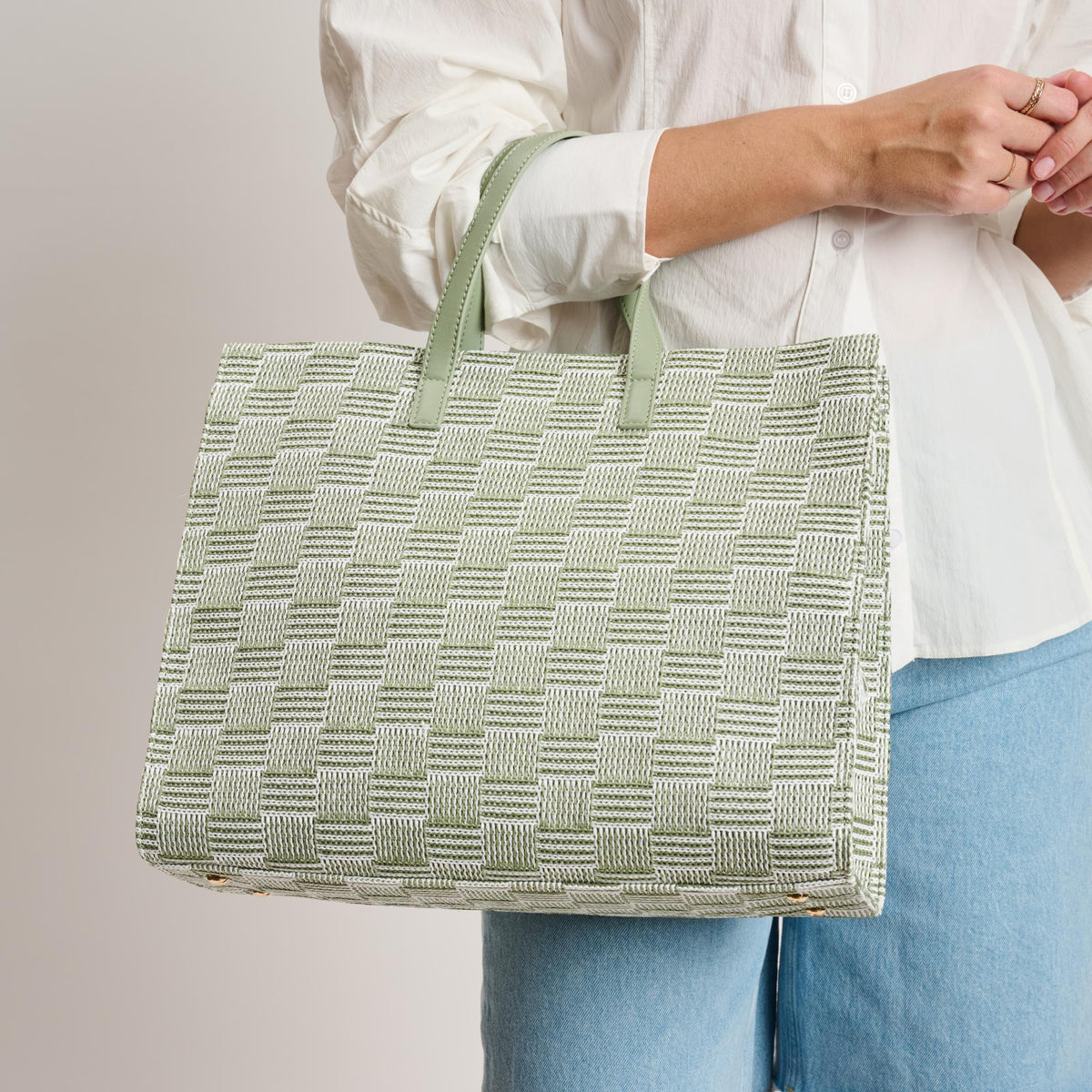 Woman wearing Sage Moda Luxe Camila Tote 842017140313 View 1 | Sage