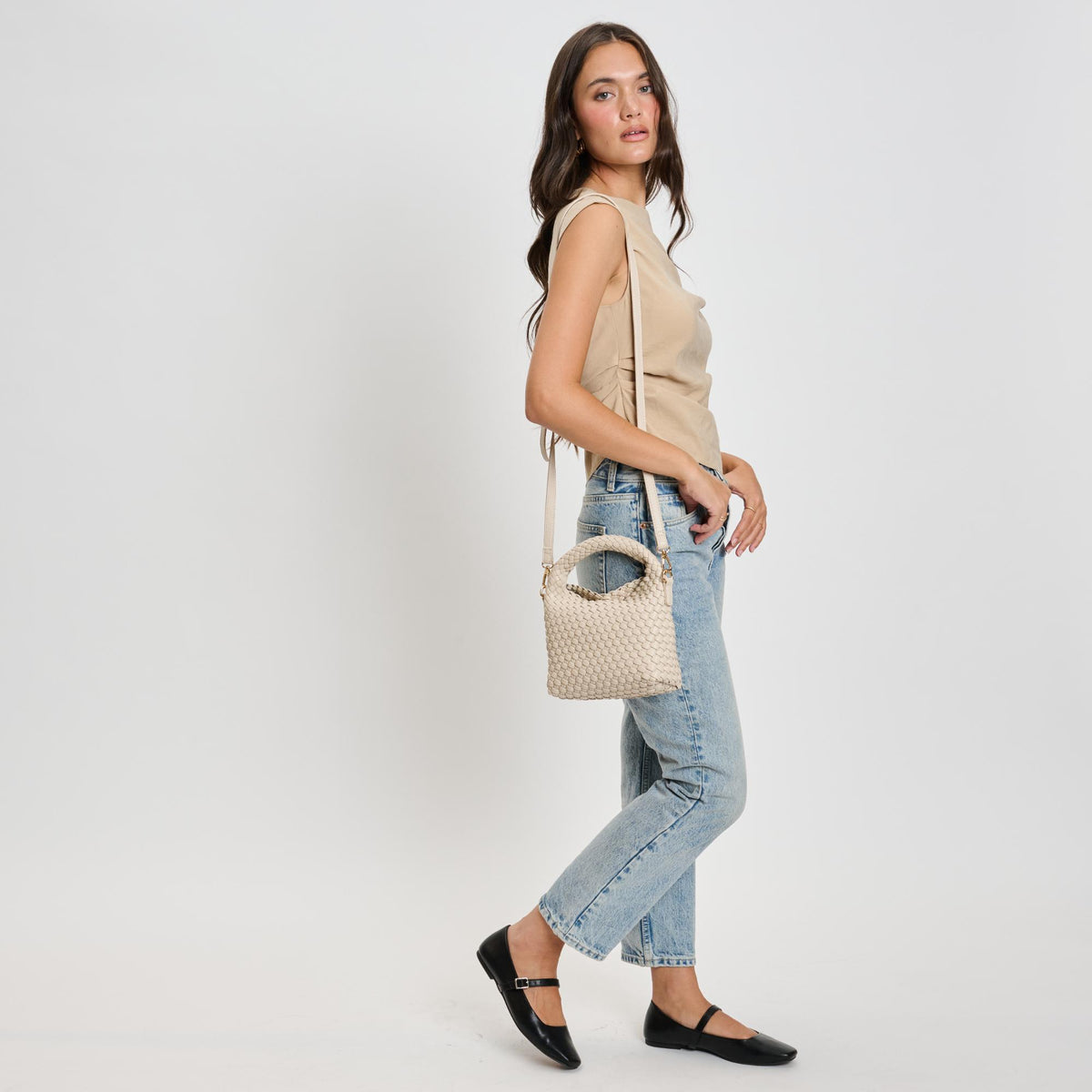 Woman wearing Ivory Moda Luxe Jessamine Crossbody 842017135715 View 3 | Ivory