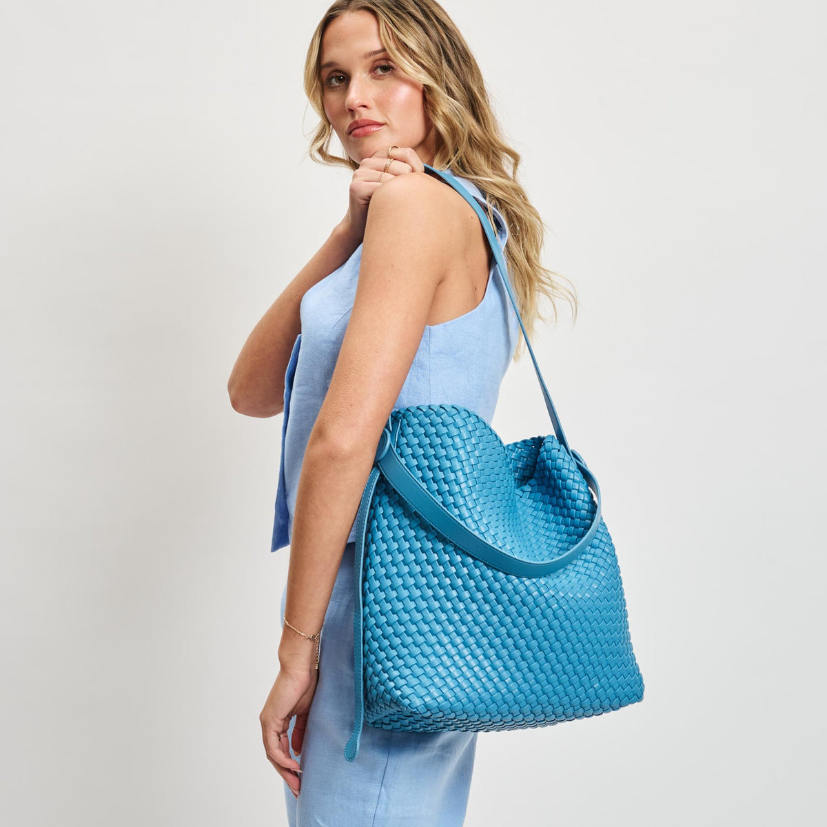 Woman wearing Denim Moda Luxe Edith Hobo 842017137498 View 2 | Denim