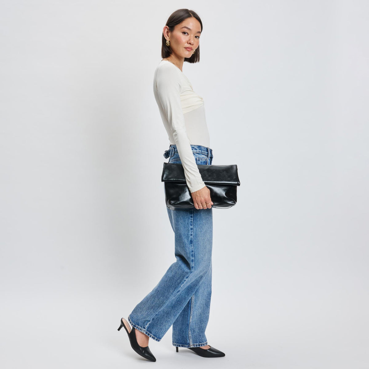 Woman wearing Black Moda Luxe Angela Crossbody 842017139973 View 2 | Black