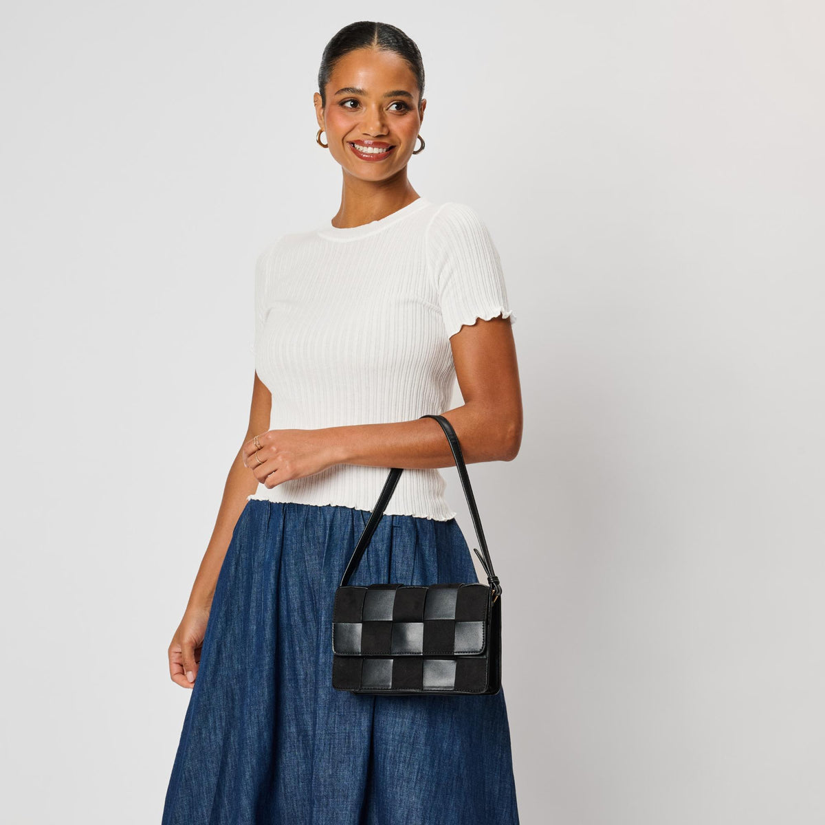 Woman wearing Black Moda Luxe Tanya Crossbody 842017142911 View 3 | Black