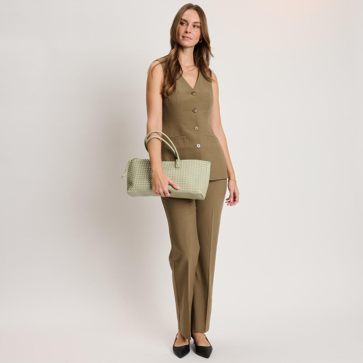 Woman wearing Sage Moda Luxe Nola Tote 842017140894 View 4 | Sage