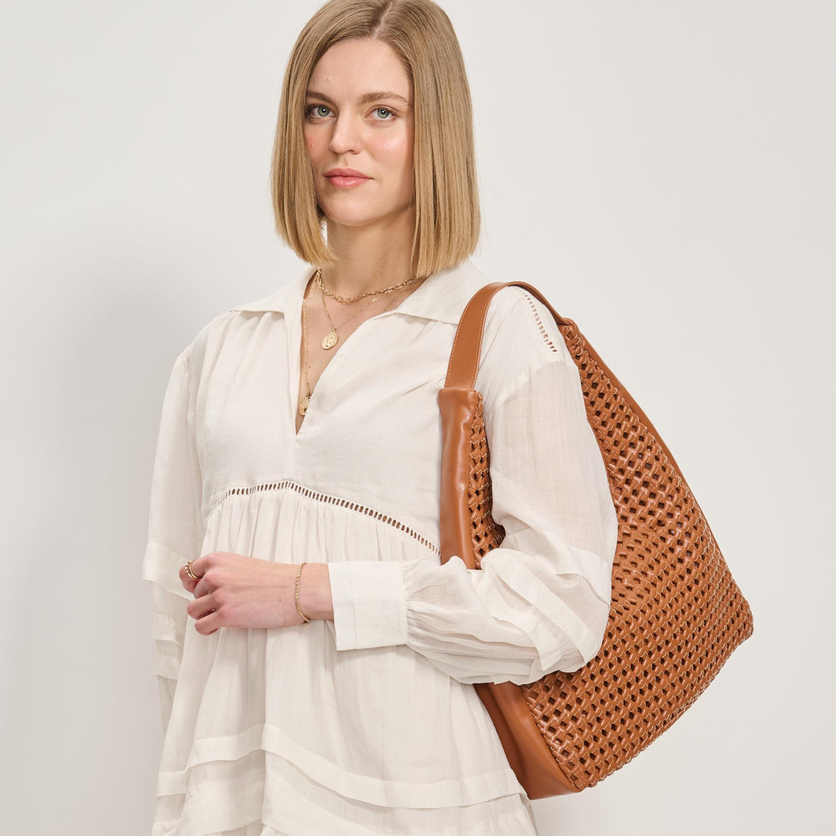 Woman wearing Café Sol and Selene Renne Hobo 842017137573 View 2 | Café
