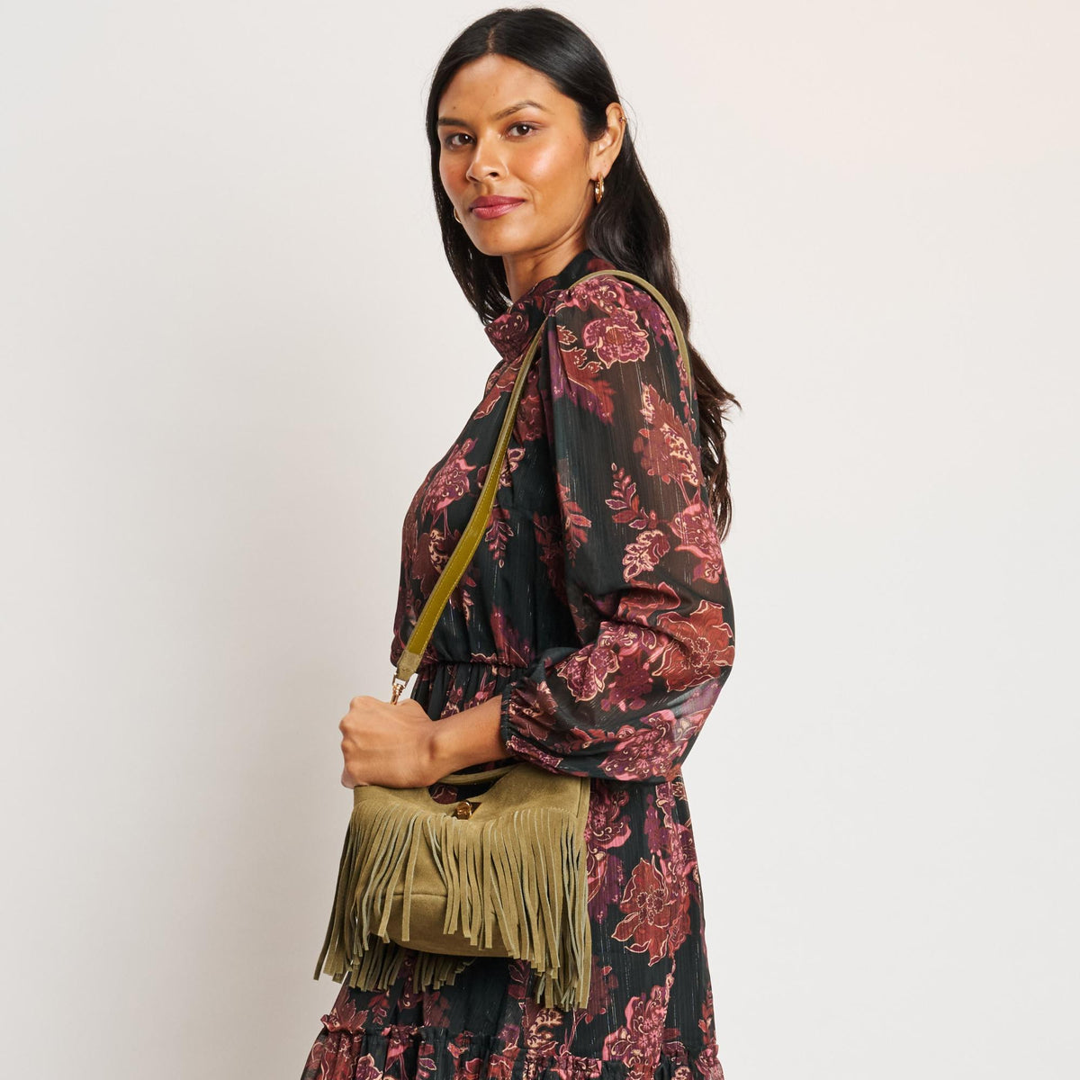 Woman wearing Olive Moda Luxe Faith Crossbody 842017139058 View 1 | Olive