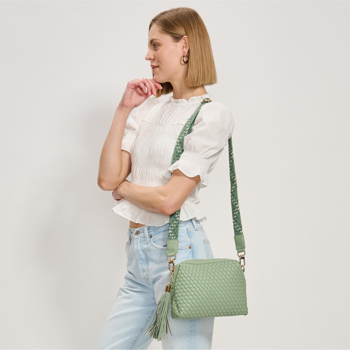 Woman wearing Sage Moda Luxe Roxana Crossbody 842017137443 View 1 | Sage