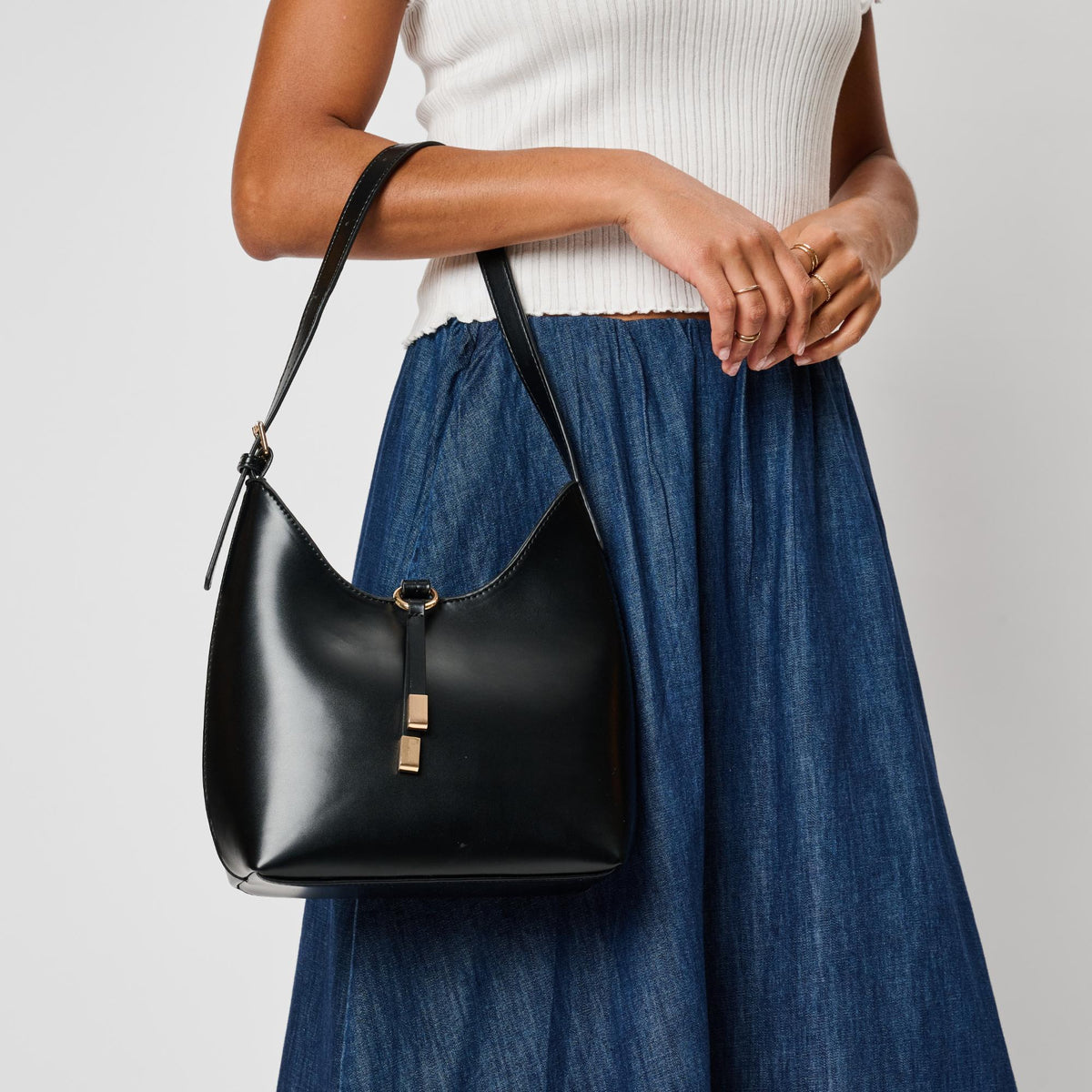 Woman wearing Black Moda Luxe Blair Shoulder Bag 842017143215 View 2 | Black