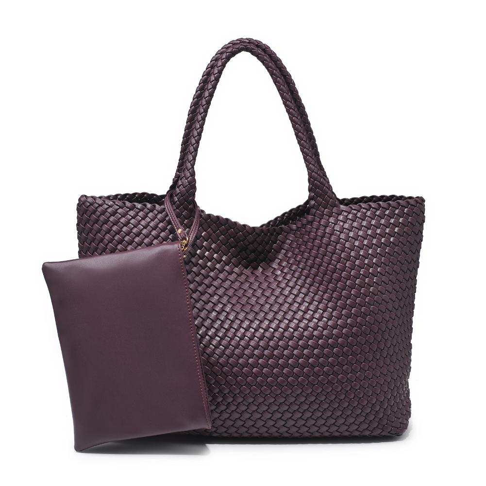 Woman wearing Espresso Moda Luxe Solana Tote 842017136200 View 5 | Espresso