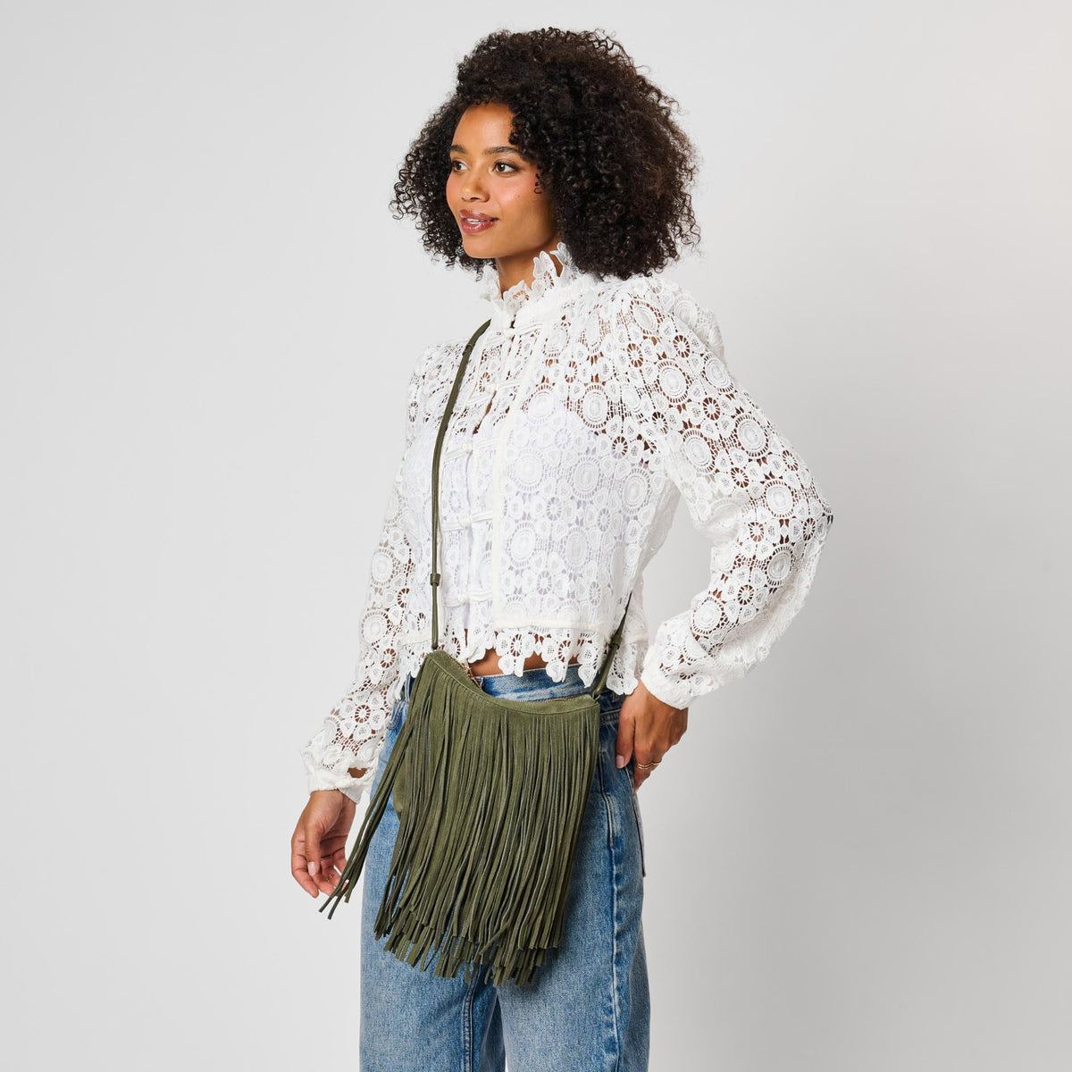 Woman wearing Olive Moda Luxe Arizona Crossbody 842017142348 View 1 | Olive