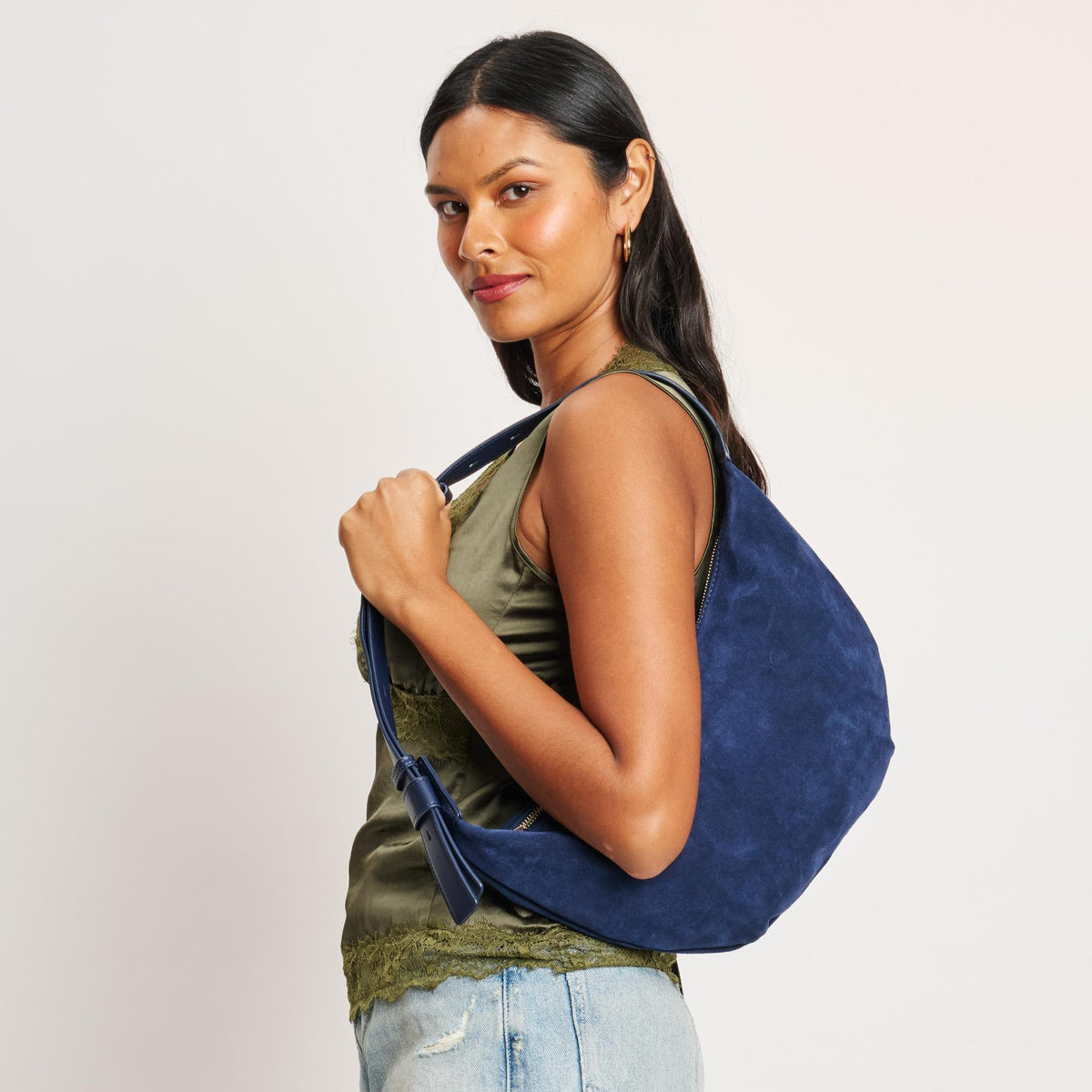 Woman wearing Midnight Moda Luxe Elodie Shoulder Bag 842017139027 View 2 | Midnight