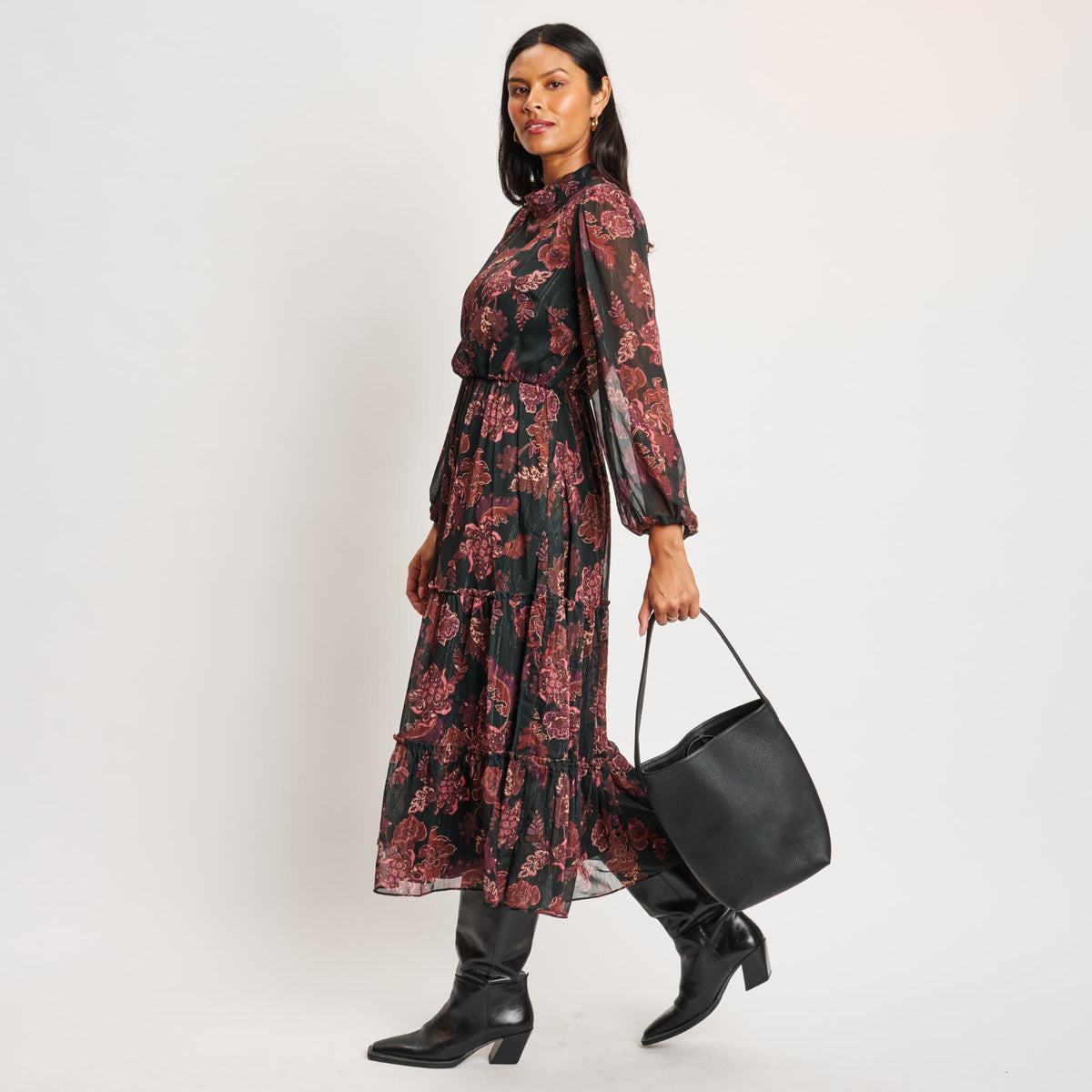 Woman wearing Black Moda Luxe Odette Bucket 842017138969 View 3 | Black