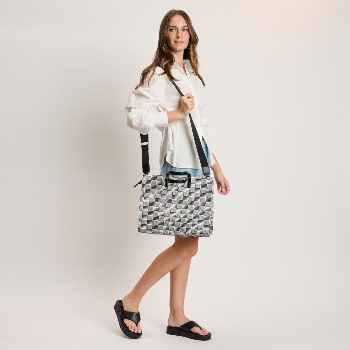 Woman wearing Black White Moda Luxe Camila Tote 842017140320 View 2 | Black White