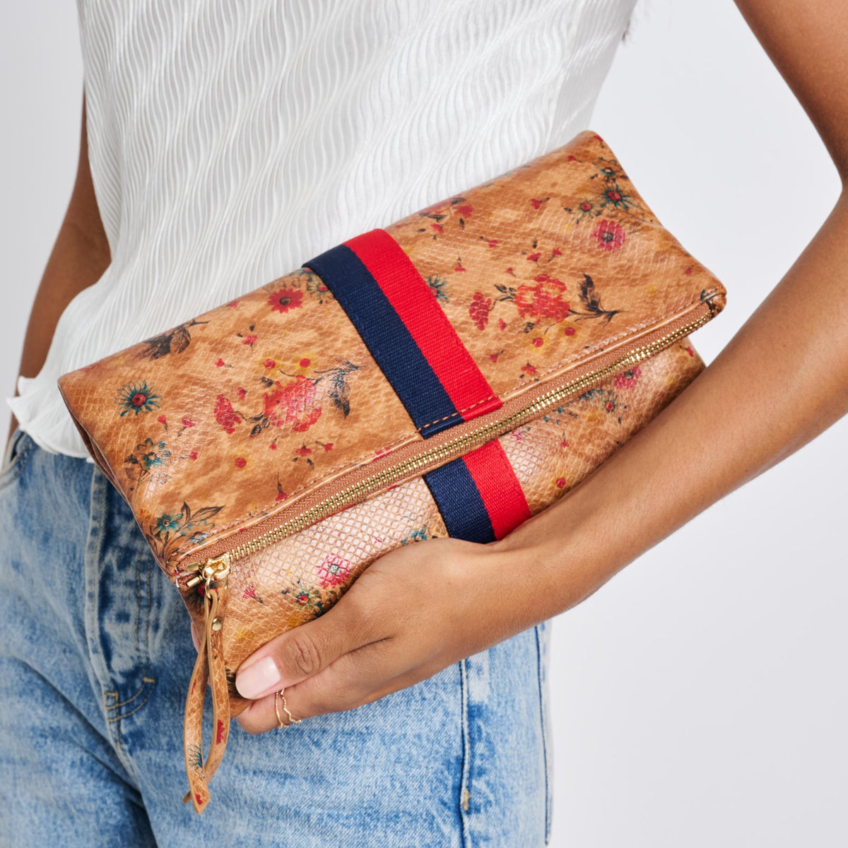 Woman wearing Tan Sol and Selene Jules Print Clutch 842017119418 View 1 | Tan