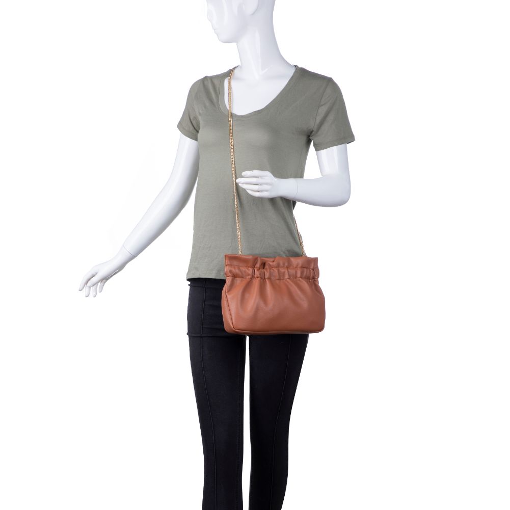 Product Image of Moda Luxe Esmi Crossbody 842017126263 View 5 | Tan