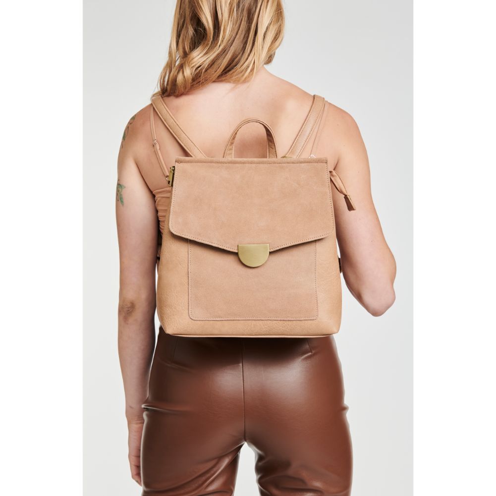 Woman wearing Camel Sol and Selene Lynn Backpack 842017127475 View 1 | Camel