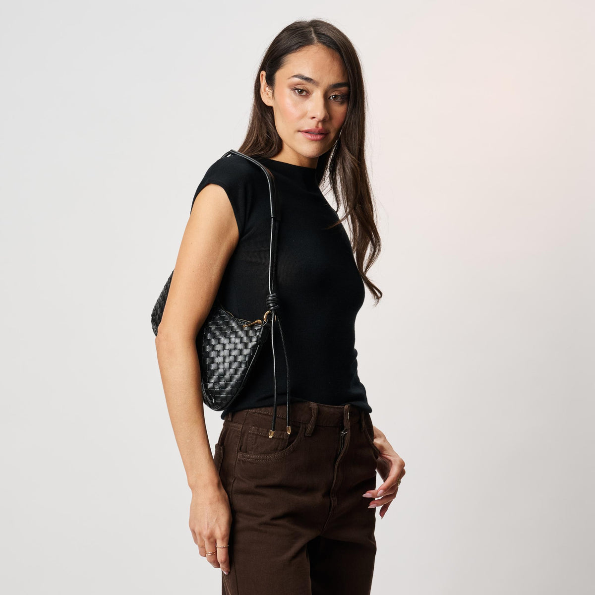 Woman wearing Black Moda Luxe Cindy Shoulder Bag 842017142676 View 2 | Black