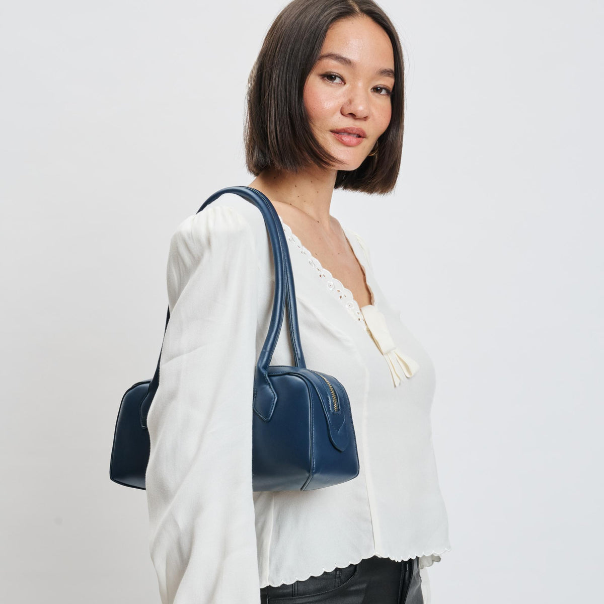 Woman wearing Midnight Moda Luxe Betty Shoulder Bag 842017139409 View 2 | Midnight