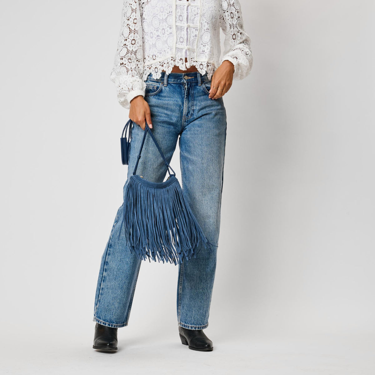 Woman wearing Denim Moda Luxe Arizona Crossbody 842017142331 View 2 | Denim