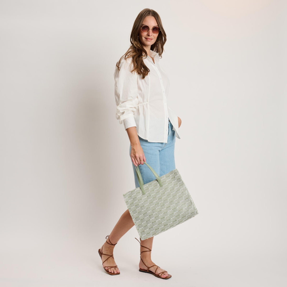 Woman wearing Sage Moda Luxe Camila Tote 842017140313 View 4 | Sage