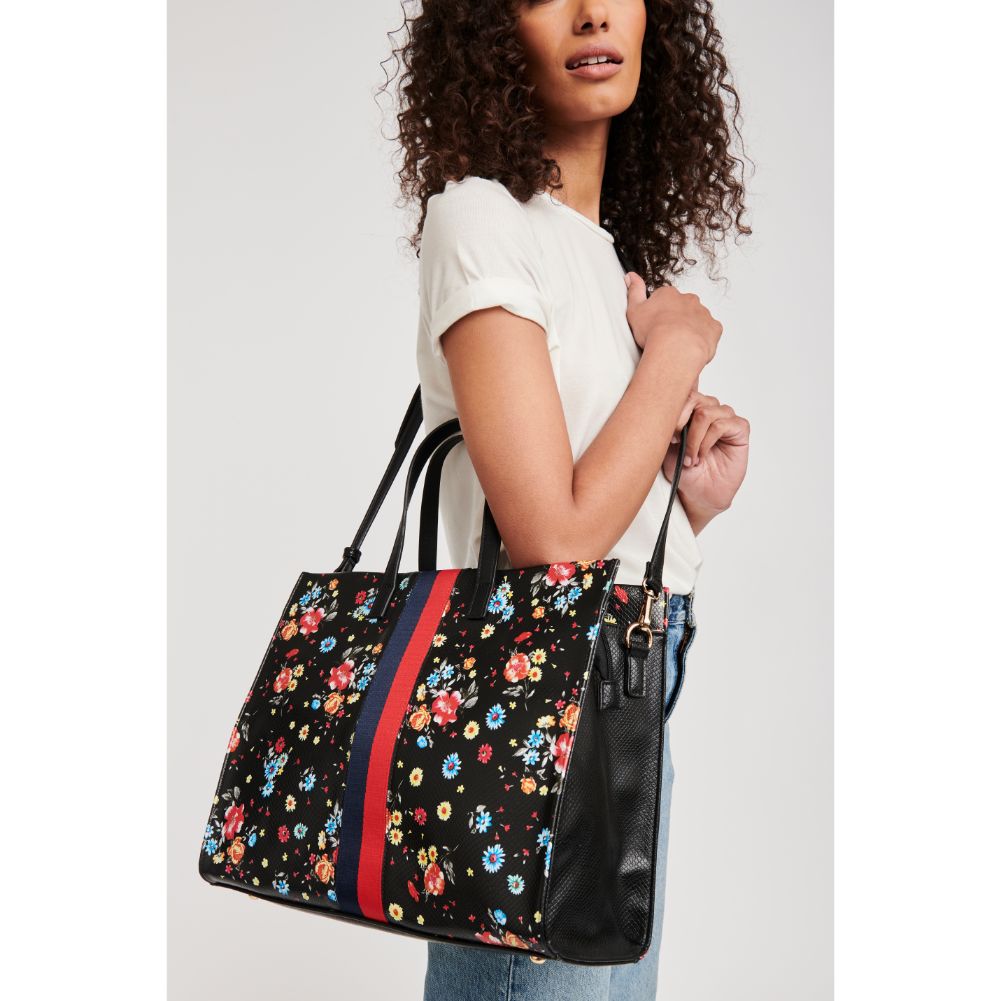 Woman wearing Black Moda Luxe Julian Print Tote 842017118503 View 1 | Black