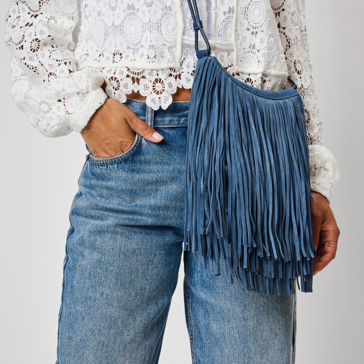 Woman wearing Denim Moda Luxe Arizona Crossbody 842017142331 View 3 | Denim