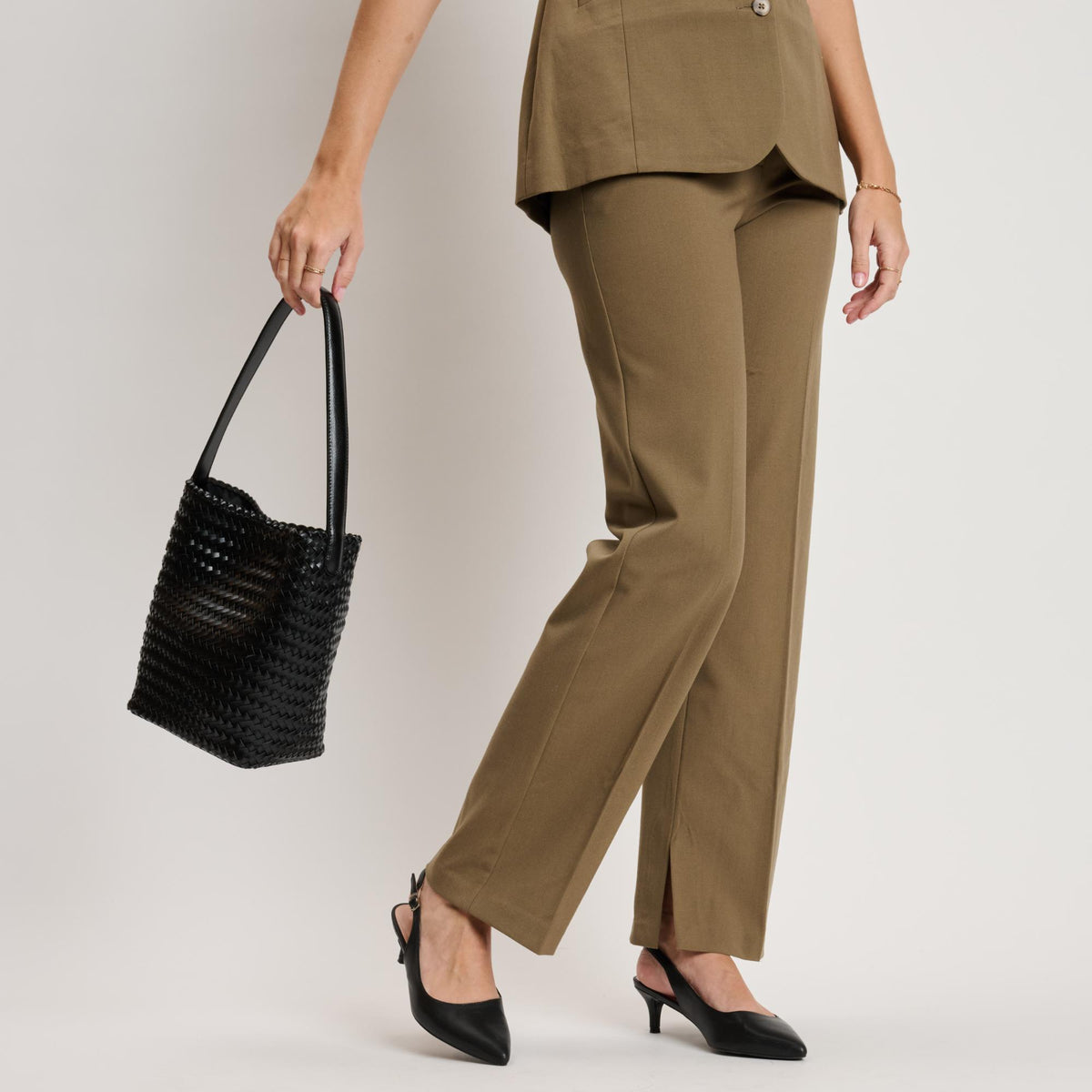 Woman wearing Black Moda Luxe Viva Tote 842017140900 View 4 | Black