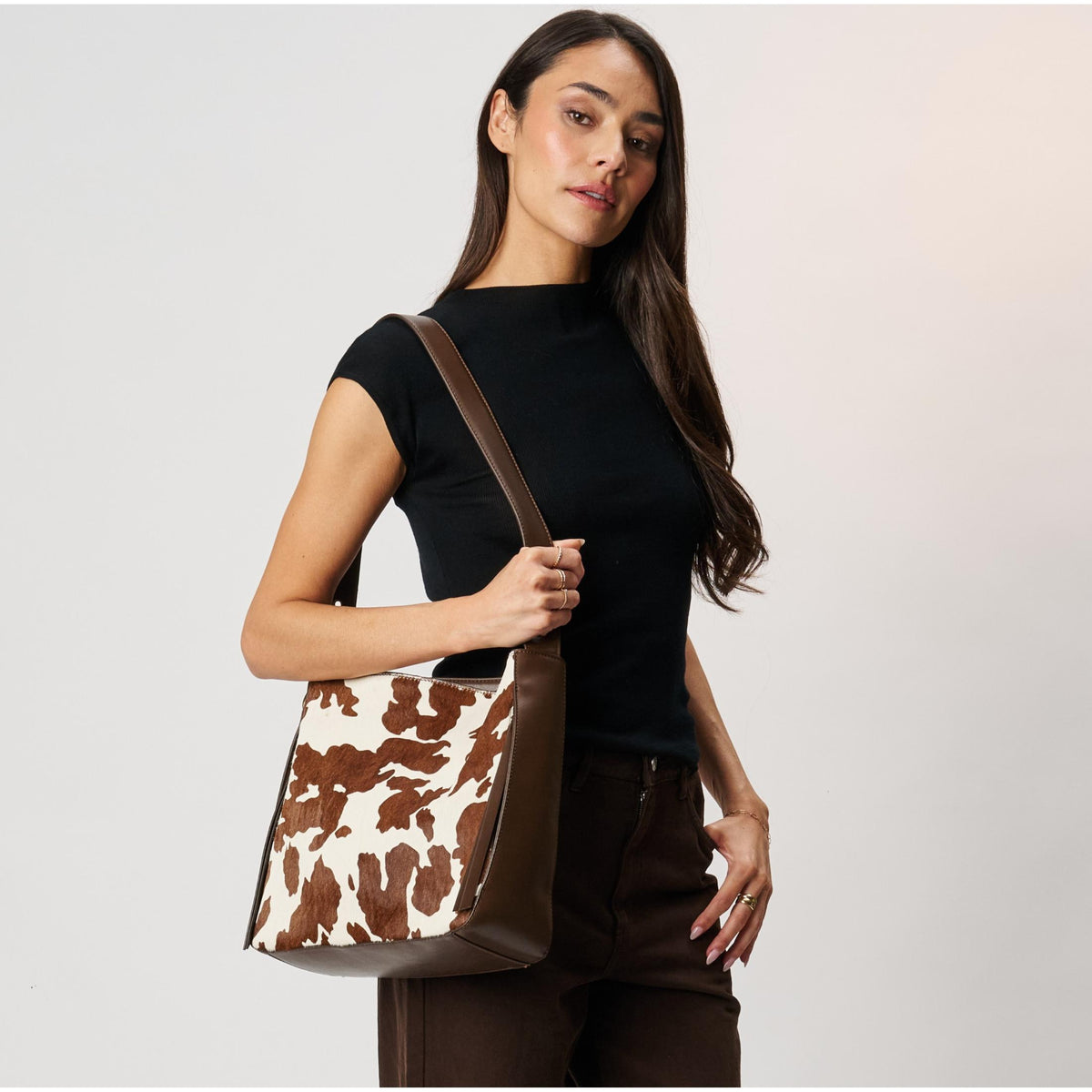 Woman wearing Brown Cow Moda Luxe Shania Hobo 842017142522 View 1 | Brown Cow